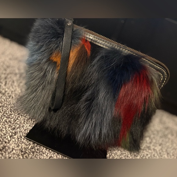 Patricia Nash Eclipse Rabbit Fur Clutch - Picture 4 of 9